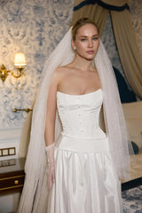 "Serment" Buttoned Corset And Lapel Skirt