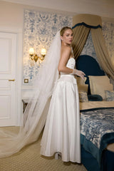 "Serment" Buttoned Corset And Lapel Skirt
