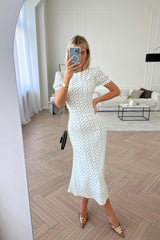 Fitted short sleeve midi dress