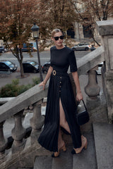 Short Sleeve Pleated Midi Dress