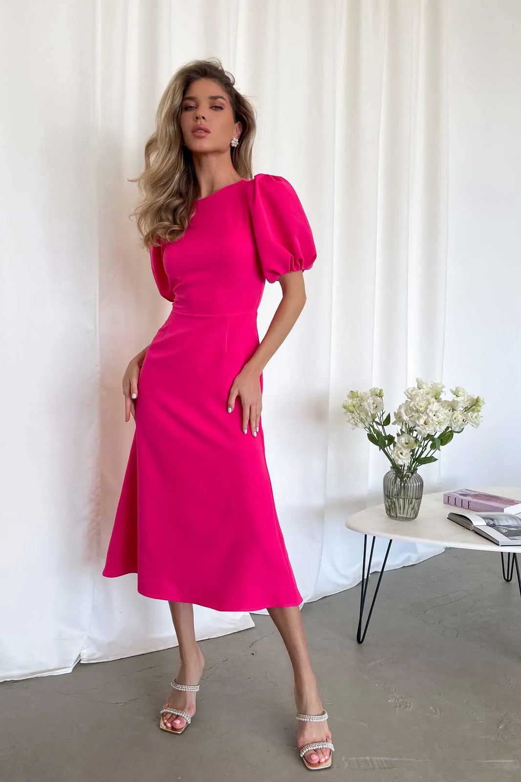 Godet Silhouette Puff Sleeve Midi Dress