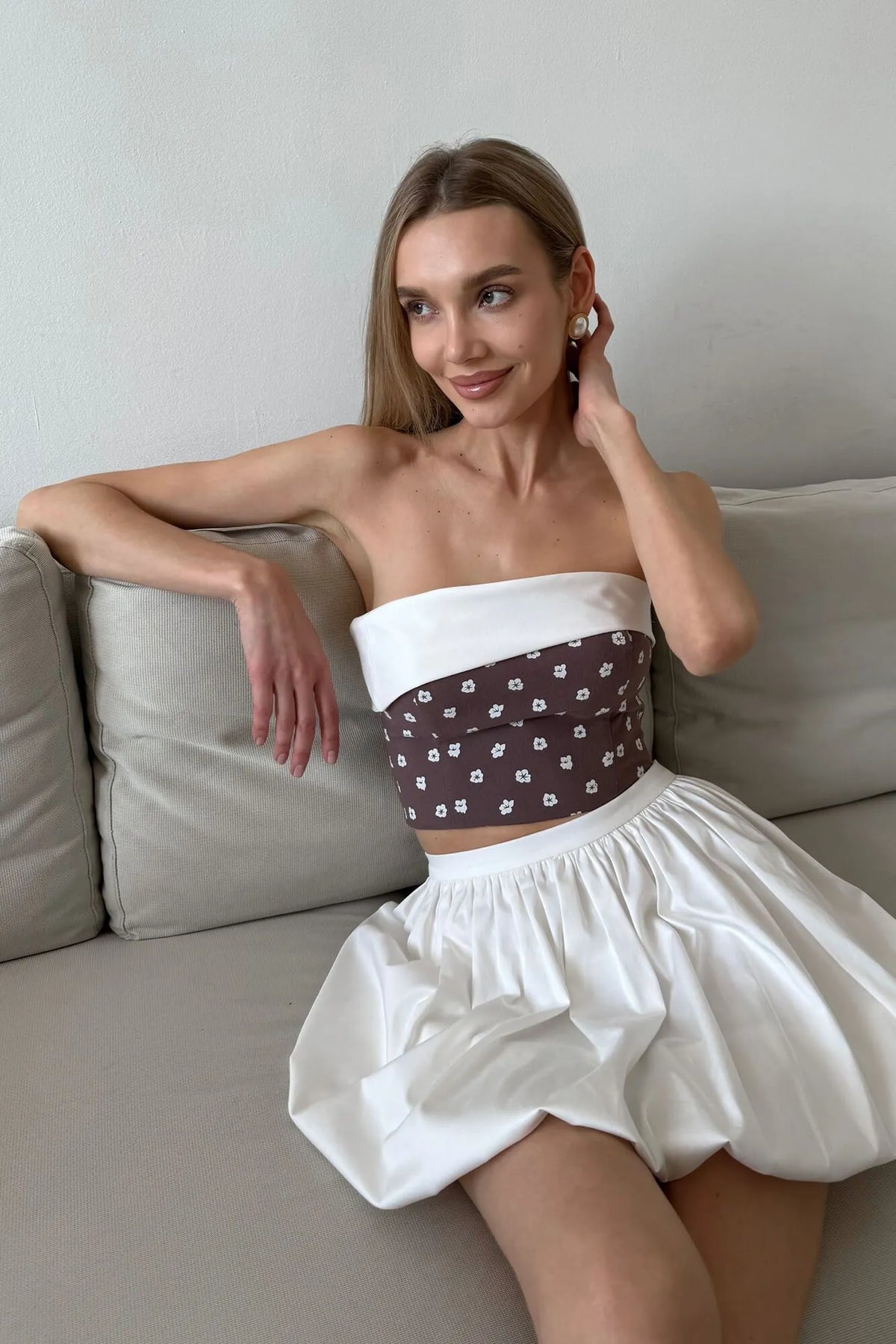 Corset Top with Contrast Turn-up