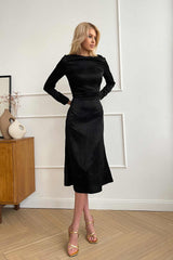 Godet Silhouette Long Sleeve Midi Dress