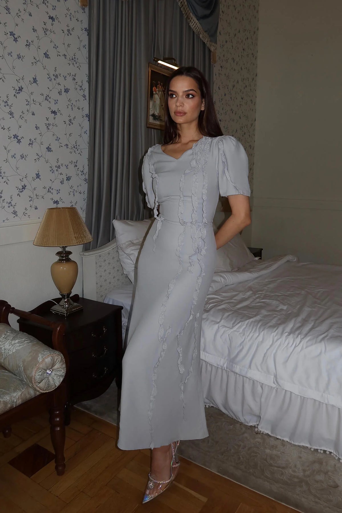 Short Sleeve Ruffle Detail Midi Dress